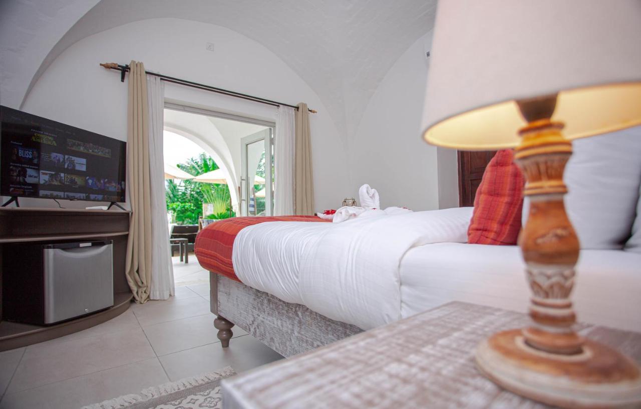 Mzima Beach Residences - Diani Beach Galu Exterior photo