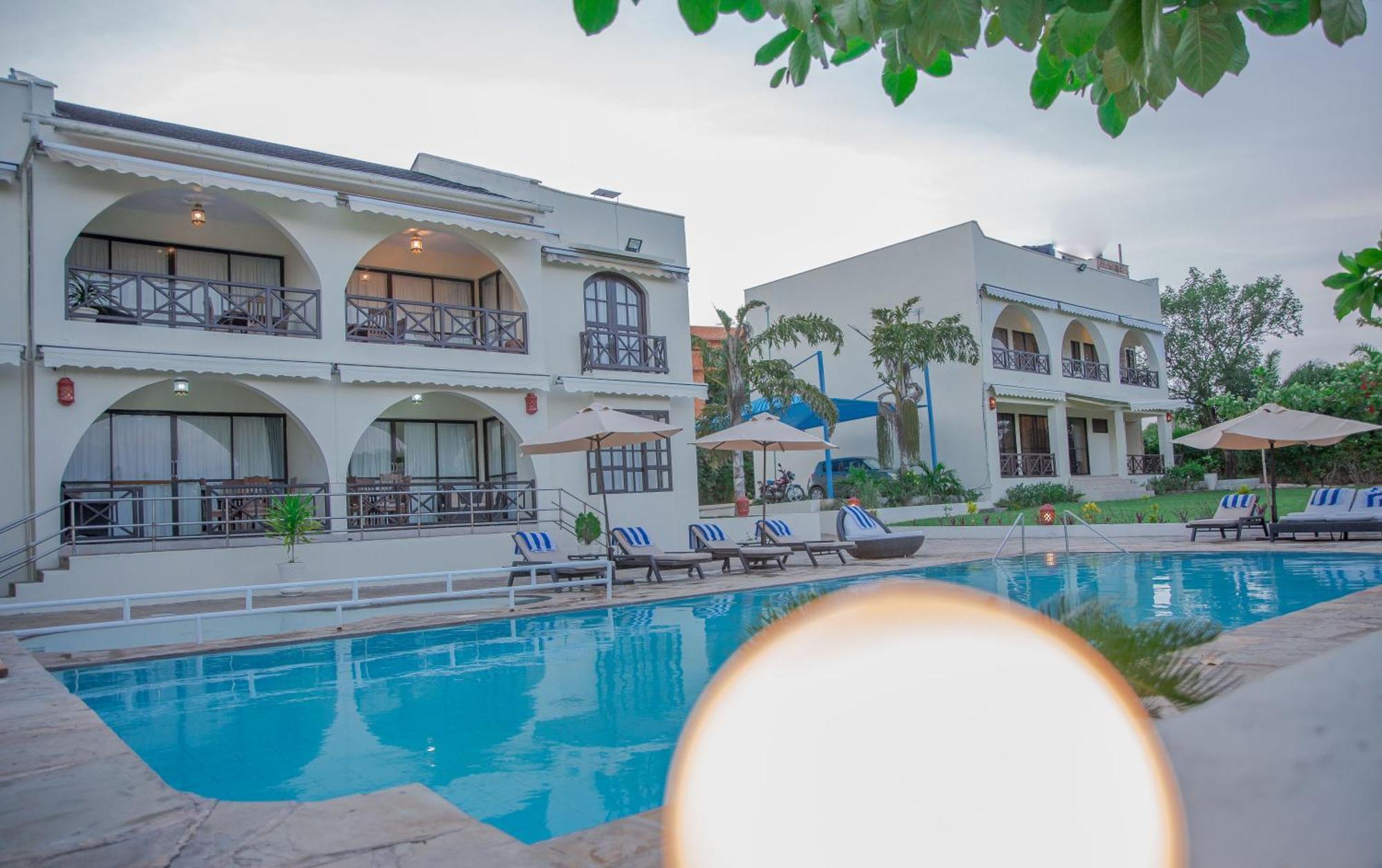 Mzima Beach Residences - Diani Beach Galu Exterior photo
