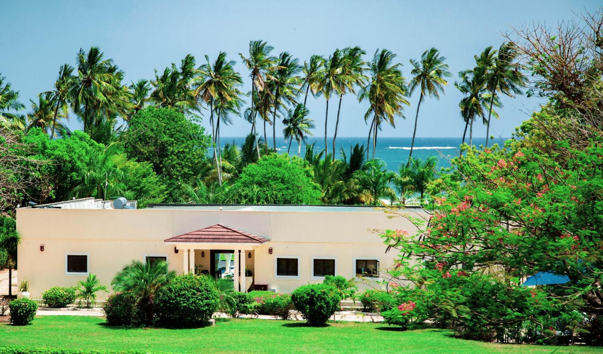 Mzima Beach Residences - Diani Beach Galu Exterior photo