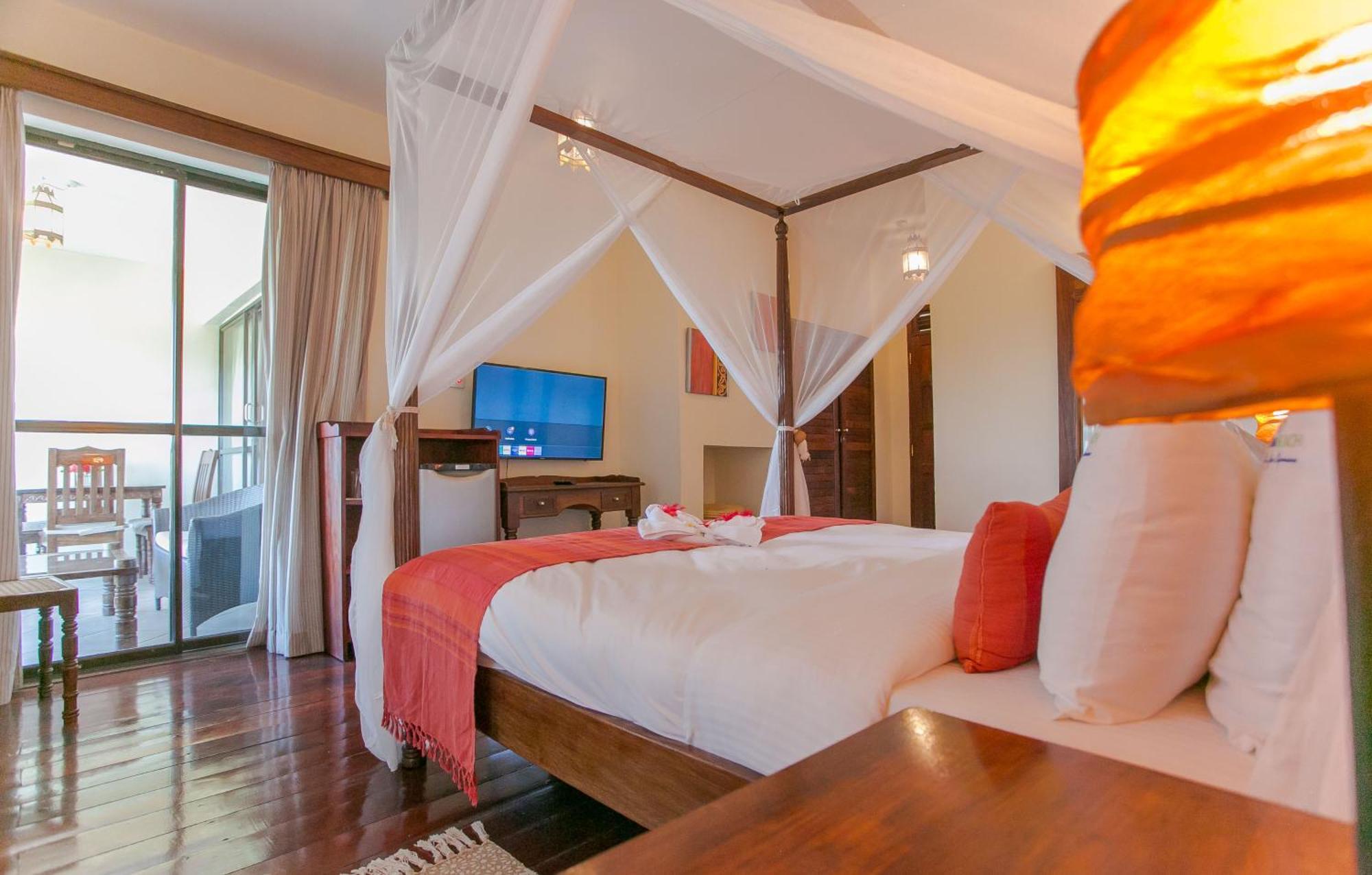 Mzima Beach Residences - Diani Beach Galu Exterior photo