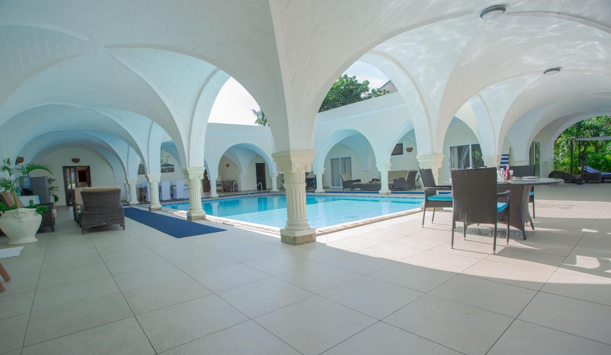 Mzima Beach Residences - Diani Beach Galu Exterior photo